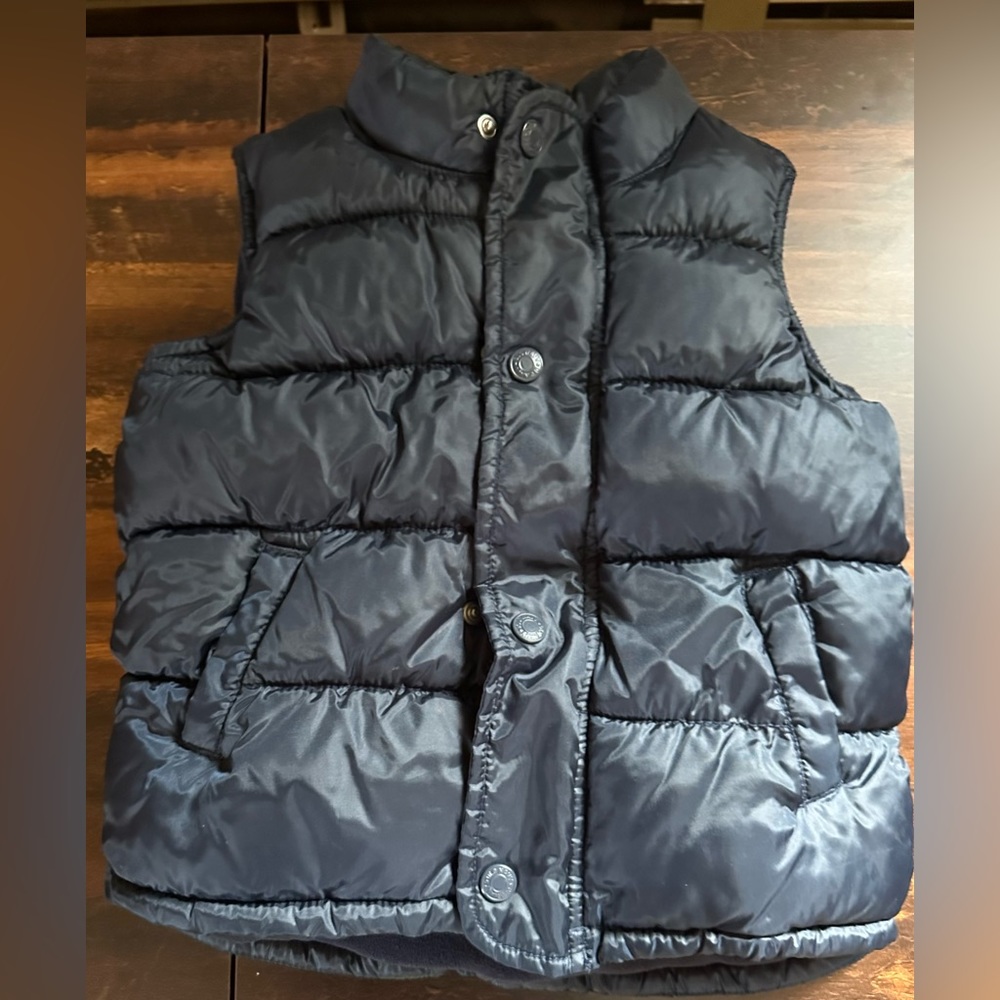 ❤️ Old Navy Puffer Vest